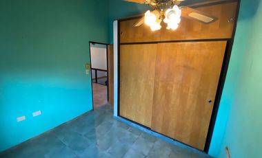 Casa de cuatro dormitorios en Granadero Baigorria Chile al 600 Alquiler