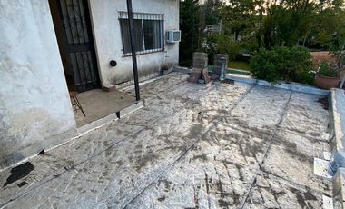 Casa de cuatro dormitorios en Granadero Baigorria Chile al 600 Alquiler