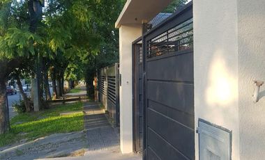 Dúplex en venta - 2 Dormitorios 2 Baños - City Bell