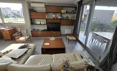 Venta / Permuta. Barrio Cerrado Palos Verdes Country Club.