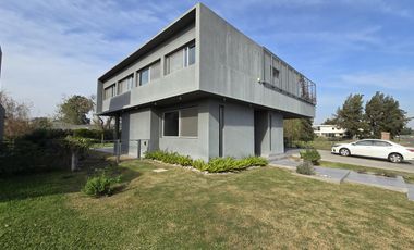 Venta / Permuta. Barrio Cerrado Palos Verdes Country Club.