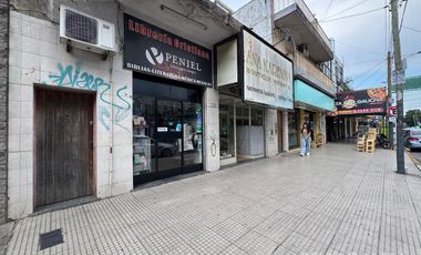 LOTE CON LOCALES EN VENTA SAN JUSTO.
