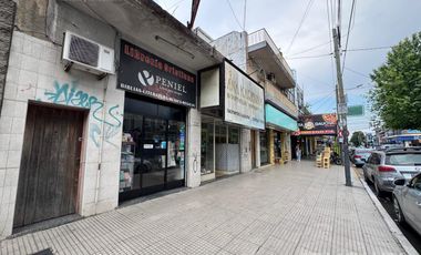 LOTE CON LOCALES EN VENTA SAN JUSTO.