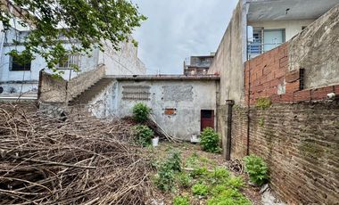 LOTE CON LOCALES EN VENTA SAN JUSTO.