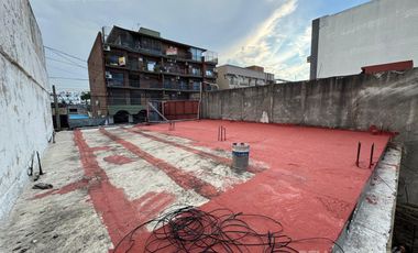 LOTE CON LOCALES EN VENTA SAN JUSTO.