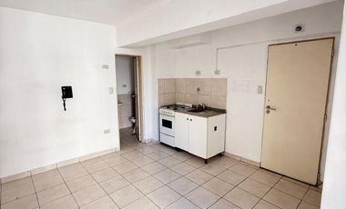 ALQUILER! Monoambiente con balcón en Barrio Sur, Entre Ríos al 700