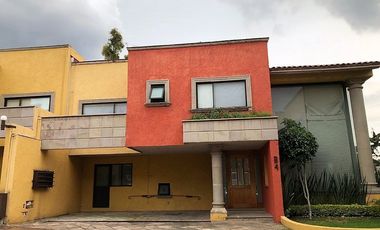 RENTA CASA EN EL MEJOR CONDOMINIO DE SAN NICOLÁS