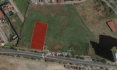 Terreno Comercial en Calle Perseo junto a Holiday Inn