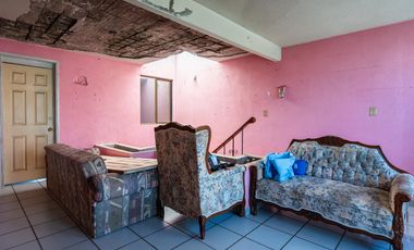 Venta de casa en Cda. San Juan Xochimilco con 3 recámaras
