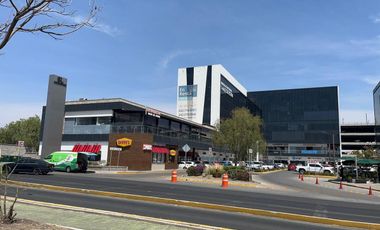 Venta de inversión comercial en Plaza BL en Querétaro