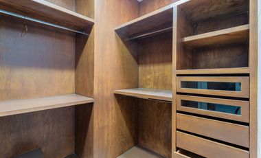 TOTALMENTE REMODELADA, FRACCIONAMIENTO CON VIGILANCIA