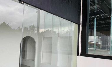 LOCAL PLANTA ALTA VENTA EL CAMPANARIO QUERETARO