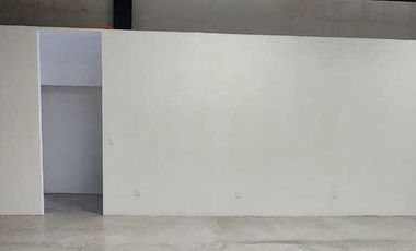 LOCAL PLANTA ALTA VENTA EL CAMPANARIO QUERETARO