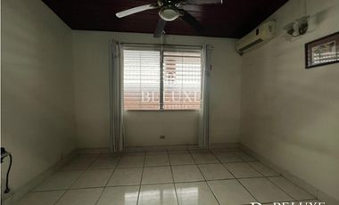 VENTA DE CASA EN BETHANIA  (8)