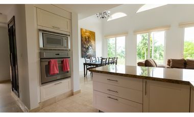 VENTA VILLA COCOLI 305 m2 TUCAN COUNTRY CLUB MLD