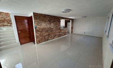 Estrena casa en venta en Lomas Verdes 4a sección, con acceso controlado