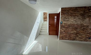 Estrena casa en venta en Lomas Verdes 4a sección, con acceso controlado