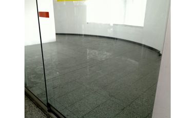 ARRIENDO OFICINA  EN LA AV EL POBLADO