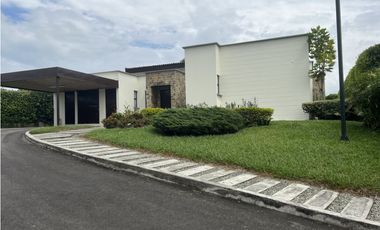 VENTA CASA CAMPESTRE SECTOR VIA AL CAIMO ARMENIA QUINDIO