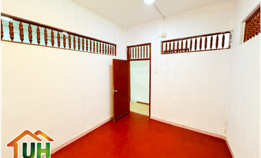 00693 - VENDO CASA 2 PISOS EN ZONA CENTRICA DE PUCALLPA - AT. 367 M2