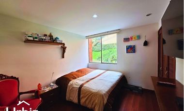 Se Vende Casa de 197 m² con Terraza y 3 pisos en Gratamira