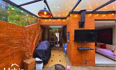 Se Vende Casa de 197 m² con Terraza y 3 pisos en Gratamira