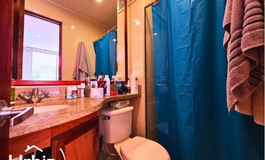 Se Vende Casa de 197 m² con Terraza y 3 pisos en Gratamira