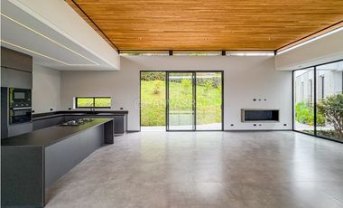 VENTA DE CASA CAMPESTRE PARA ESTRENAR SAN ANTONIO DE PEREIRA