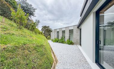 VENTA DE CASA CAMPESTRE PARA ESTRENAR SAN ANTONIO DE PEREIRA