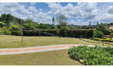 Arriendo Finca Campestre – Guarne, Vereda San José, terreno plano