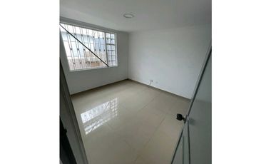 Se vende casa en excelente sector central