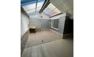 Se vende casa en excelente sector central