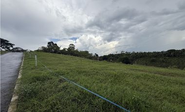 Lotes sobre vía condina condominio Guaduales