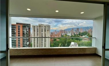 Apartamento cerca al CC Santa Fé para la venta, piso 20