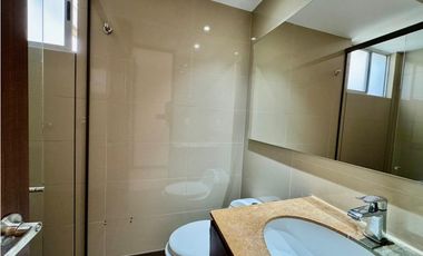 Apartamento cerca al CC Santa Fé para la venta, piso 20