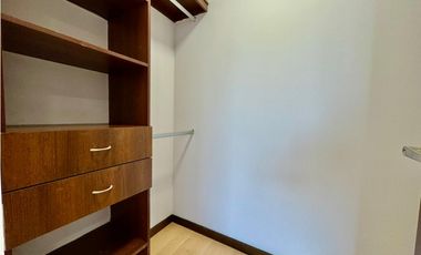 Apartamento cerca al CC Santa Fé para la venta, piso 20