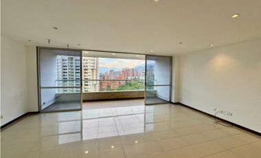 Apartamento cerca al CC Santa Fé para la venta, piso 20