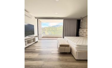 SE ARRIENDA, CASA FINCA EN COPACABANA