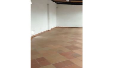 SE ARRIENDA LOCAL EN FUNZA