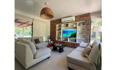 Casa quinta en Barrio Los Bosquecitos en Brandsen