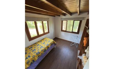 VENTA / CASA 4 AMBIENTES CON GAS NATURAL / SIERRA DE LOS PADRES