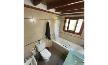 VENTA / CASA 4 AMBIENTES CON GAS NATURAL / SIERRA DE LOS PADRES