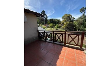 VENTA / CASA 4 AMBIENTES CON GAS NATURAL / SIERRA DE LOS PADRES