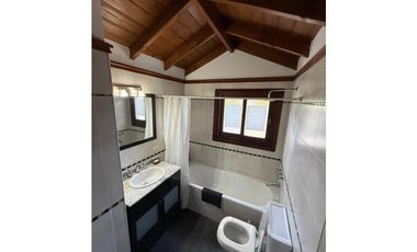 VENTA / CASA 4 AMBIENTES CON GAS NATURAL / SIERRA DE LOS PADRES