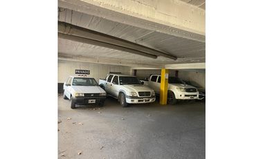 ALQUILER ESPECTACULAR COCHERA CUBIERTA CATAMARCA 44