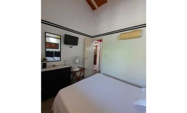 EXCELENTE DEPARTAMENTO DE 2 AMBIENTES, TODOS LOS SERVICIOS
