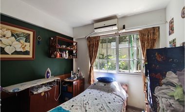 CASA SIN PATIO ZONA LAVALLE Y CENTENARIO