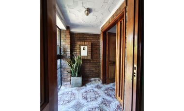 CASA SIN PATIO ZONA LAVALLE Y CENTENARIO