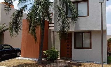 EXCELENTE CASA EN RENTA EN $16,500 EN PUERTA REAL