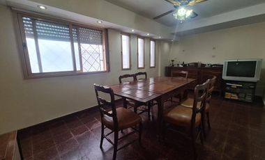 PH 2 ambientes (posible 3) con Garaje en Ballester